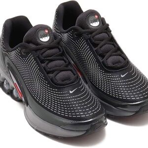 NIKE AIR MAX Dn  / BLACK AND PINK / YOUTH 7 (24.5cm) / Pre-owned